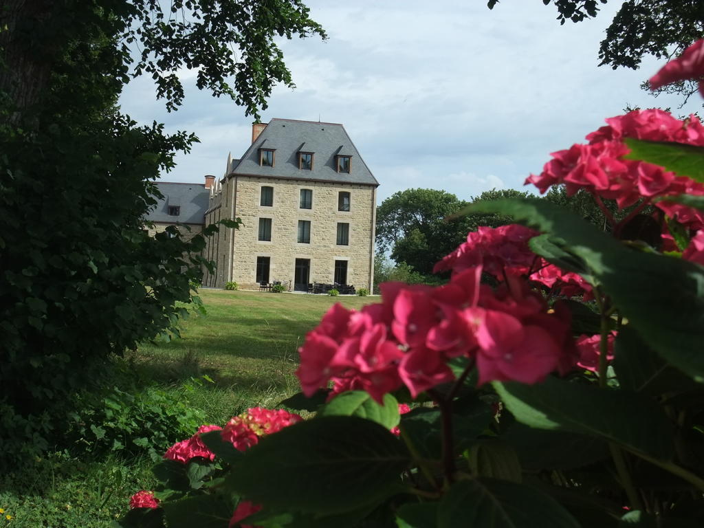 Manoir De Kergrec'H Hotel Plougrescant Bagian luar foto